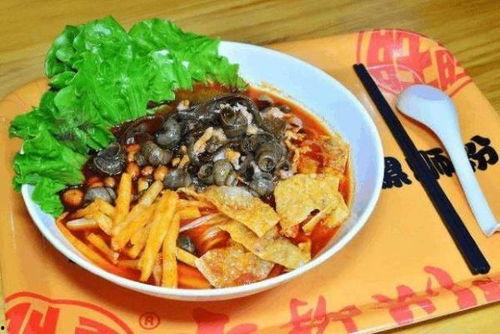 吃完螺蛳粉吃瓜