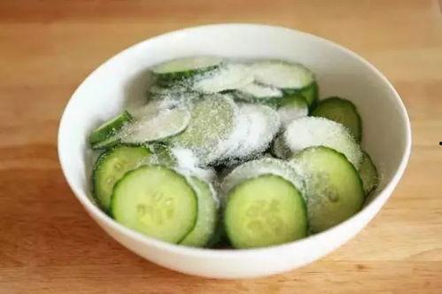 怎样腌制热瓜吃,热瓜腌制秘籍，教你轻松制作风味佳肴