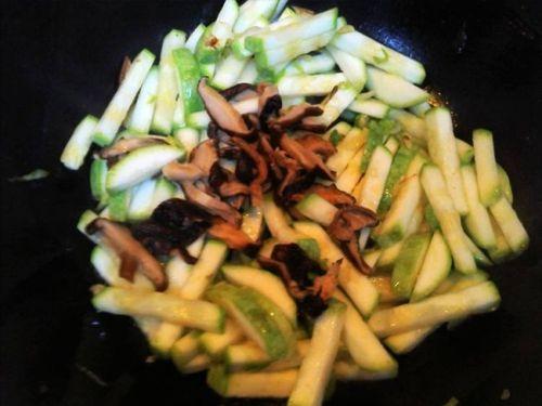 脾虚可以吃角瓜吗